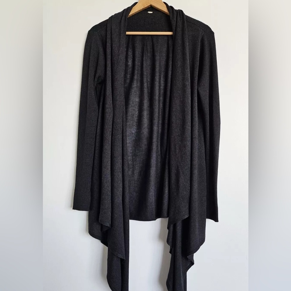 LULULEMON UNIVERSAL SWEATER - Picture 5 of 8
